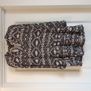 Bit & Bridle Womens Top Sz M Black White Geometric Print 3/4 Sleeves Babydoll